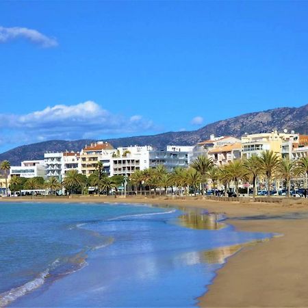Apartamento En Roses A 2 Min De La Playa Con Vistas Al Mar Av-18 Жирона Экстерьер фото