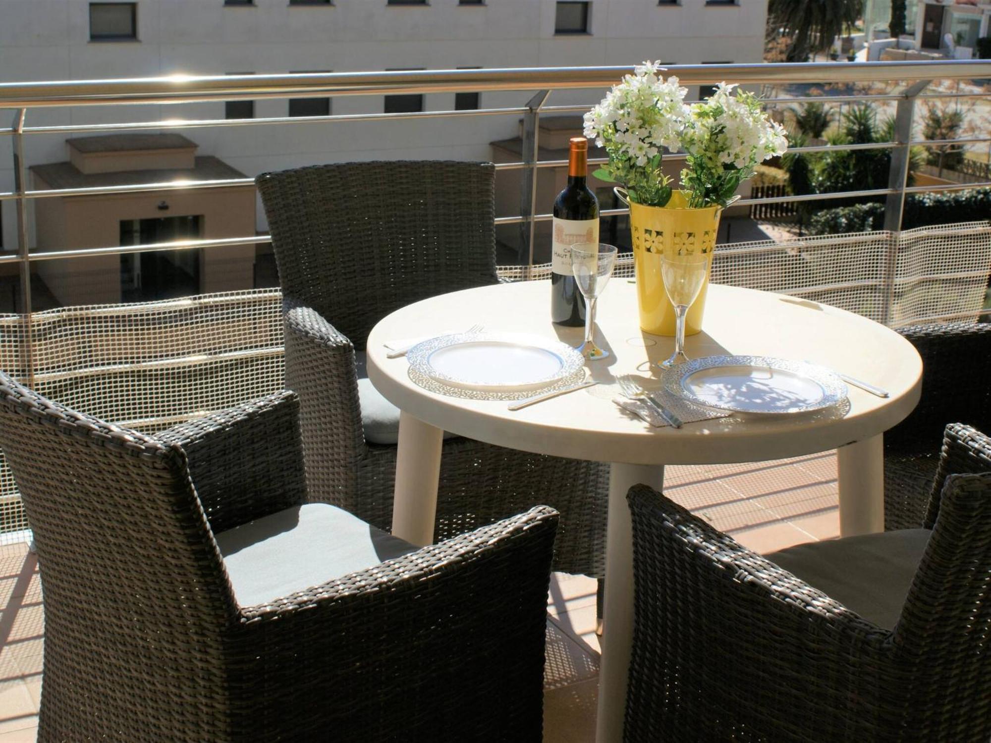 Apartamento En Roses A 2 Min De La Playa Con Vistas Al Mar Av-18 Жирона Экстерьер фото